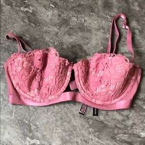 VICTORIA’S SECRET Very Sexy Lined Balconet Bra 34B